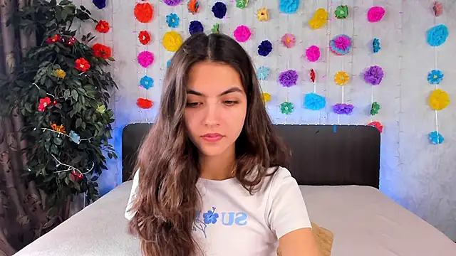 Snapshot of Milana_Crystal_ chatting on March 2025 08:26:02 AM Milana Crystal online show from March 2025 08:26:02 AM
