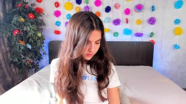 Snapshot of Milana_Crystal_ chatting on March 2025 11:30:02 AM Milana Crystal online show from March 2025 11:30:02 AM