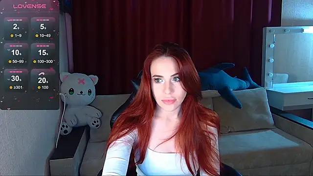 Snapshot of Sidney_blush chatting on October 2025 03:17:01 AM Sidney blush online show from October 2025 03:17:01 AM