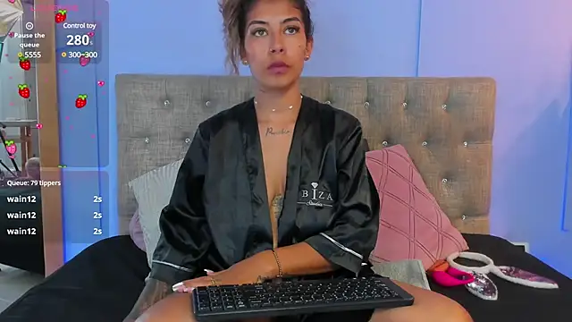 Snapshot of Georgina-coule chatting on January 2025 06:24:02 PM Georgina-coule online show from January 2025 06:24:02 PM