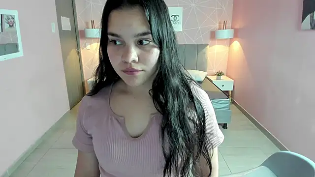 Snapshot of zara__sweet chatting on January 2025 12:13:02 PM zara sweet online show from January 2025 12:13:02 PM