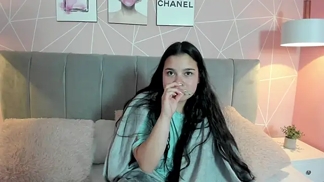Snapshot of zara__sweet chatting on January 2025 06:49:01 PM zara sweet online show from January 2025 06:49:01 PM