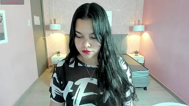 Snapshot of zara__sweet chatting on February 2025 12:06:01 PM zara sweet online show from February 2025 12:06:01 PM