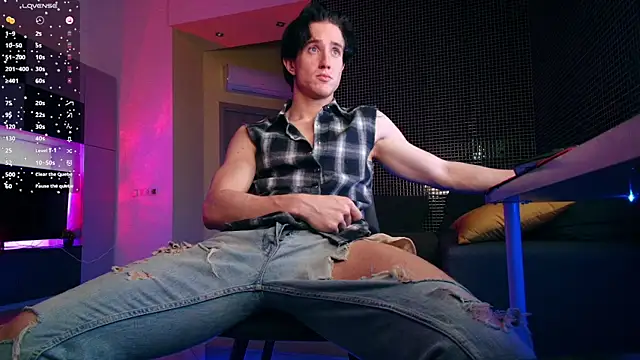 Snapshot of ChristianLevine_ chatting on June 2026 05:10:02 AM ChristianLevine online show from June 2026 05:10:02 AM