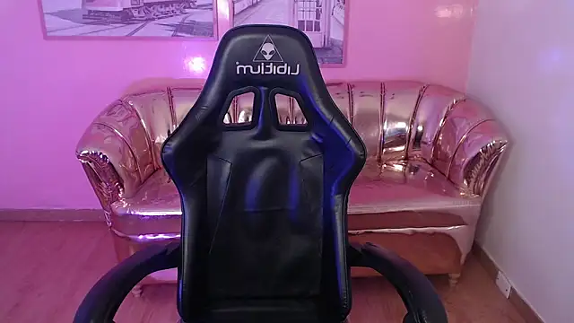 Snapshot of carlie_mayer_v chatting on September 2025 03:39:01 PM carlie mayer v online show from September 2025 03:39:01 PM