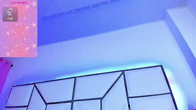 Snapshot of SarayRoyse chatting on February 2025 07:16:02 PM SarayRoyse online show from February 2025 07:16:02 PM