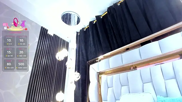 Snapshot of SarayRoyse chatting on October 2025 07:36:02 PM SarayRoyse online show from October 2025 07:36:02 PM