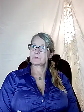 irinamaux online show from January 2025 01:20:01 PM