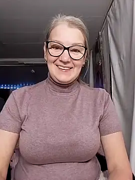 Snapshot of irinamaux chatting on November 2025 05:29:02 AM irinamaux online show from November 2025 05:29:02 AM