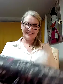 irinamaux online show from March 2026 04:50:01 AM