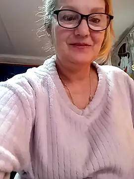 irinamaux online show from April 2026 08:07:02 AM