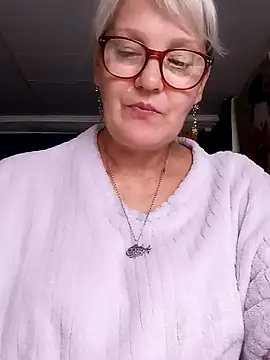 Snapshot of irinamaux chatting on July 2026 09:22:01 AM irinamaux online show from July 2026 09:22:01 AM