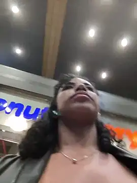 Brunettexio online show from March 2025 05:05:02 AM