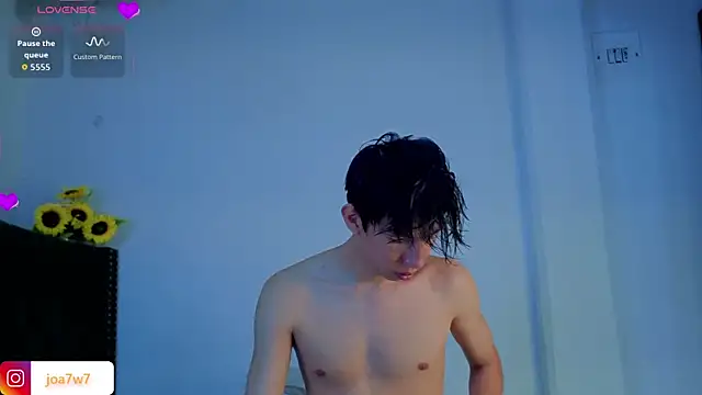 Levii Ackermann online show from April 2026 02:22:01 PM