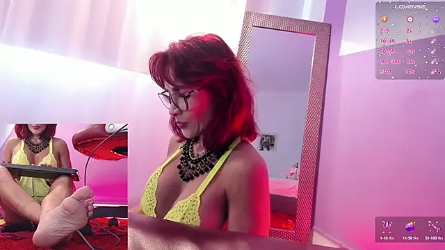 Snapshot of fransheska_rossi chatting on February 2025 06:15:02 PM fransheska rossi online show from February 2025 06:15:02 PM