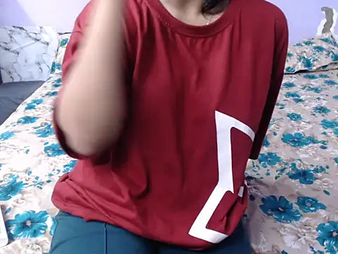 Freya nia online show from October 2025 03:43:01 PM