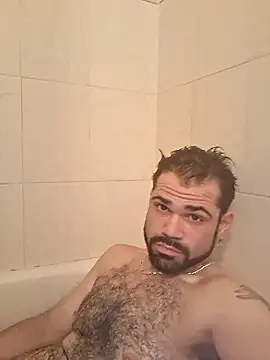 Zander823 online show from April 2026 01:42:02 AM