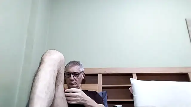 BIGUNCUTHARDCOCK online show from October 2025 12:52:02 AM