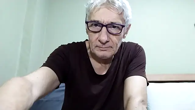 BIGUNCUTHARDCOCK online show from November 2025 12:22:01 AM