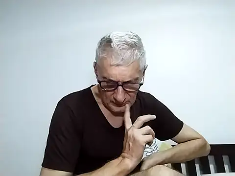 BIGUNCUTHARDCOCK online show from March 2026 05:08:02 AM