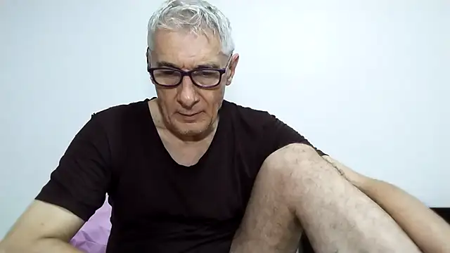 BIGUNCUTHARDCOCK online show from April 2026 12:50:02 AM