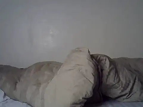 Giannah01 online show from November 2025 01:15:02 AM