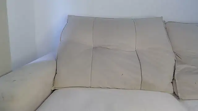 AninhaSampaio online show from December 2025 07:55:01 PM