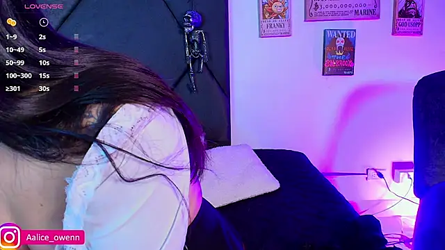 Aliceowenn online show from October 2025 09:09:02 PM