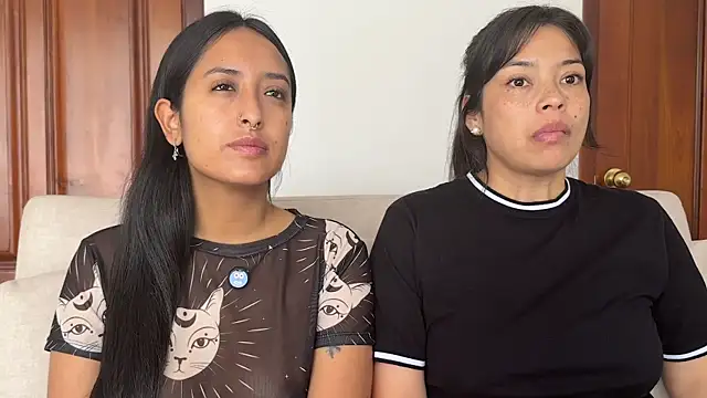 2SummerLove1 online show from October 2025 01:59:02 PM