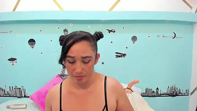 charlotte-11 online show from February 2025 06:08:02 PM