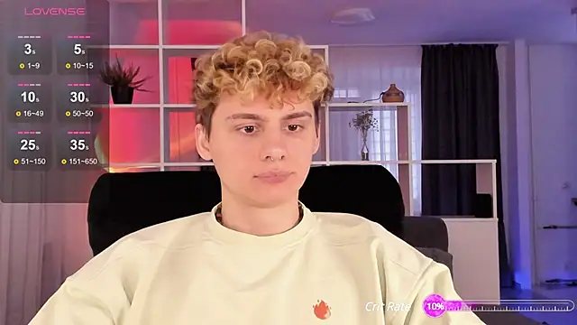 Snapshot of sunnyburn_boy chatting on December 2024 07:46:01 AM sunnyburn boy online show from December 2024 07:46:01 AM