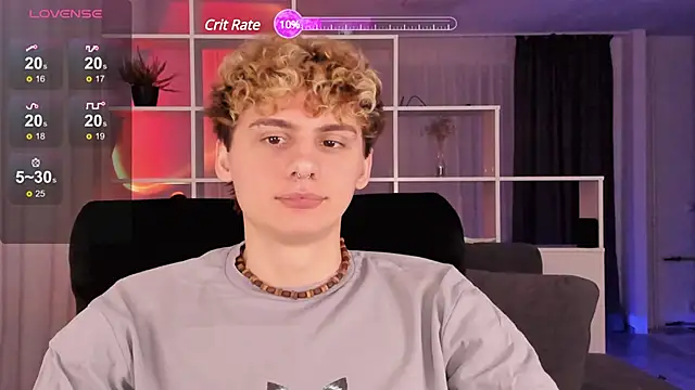 Snapshot of sunnyburn_boy chatting on January 2025 05:42:02 PM sunnyburn boy online show from January 2025 05:42:02 PM