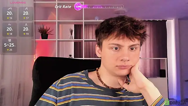 Snapshot of sunnyburn_boy chatting on September 2025 06:35:01 AM sunnyburn boy online show from September 2025 06:35:01 AM