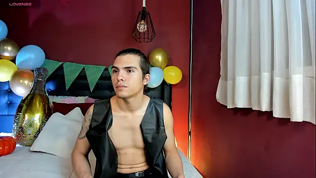  Tattoo Couple online show from October 2025 02:12:02 PM