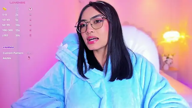 AzuraKindong online show from April 2026 01:42:02 AM