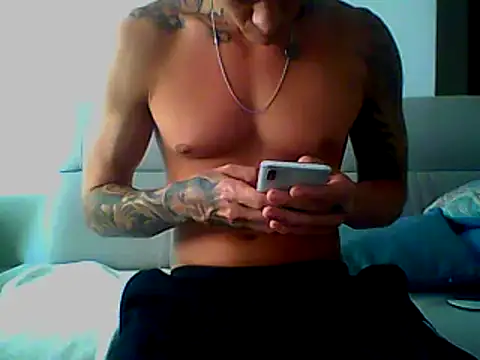 Skater29xx2 online show from January 2025 07:24:01 PM
