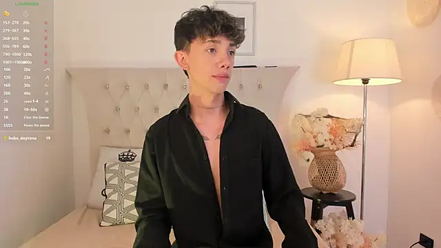 Tomy Rox online show from December 2024 11:37:02 PM