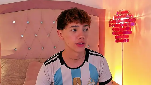 Tomy Rox online show from September 2025 04:11:02 AM