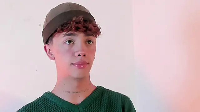 Tomy Rox online show from November 2025 08:29:01 PM