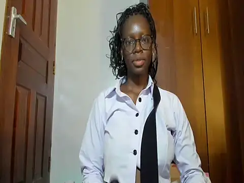 Snapshot of afro_pop chatting on November 2025 12:46:02 AM afro pop online show from November 2025 12:46:02 AM