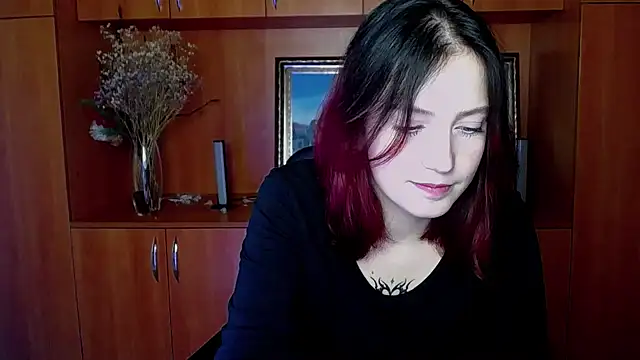 Snapshot of BlueberryDi chatting on October 2025 07:12:01 AM BlueberryDi online show from October 2025 07:12:01 AM