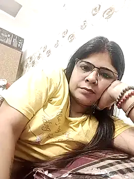 Husnpari20 online show from December 2024 02:07:01 PM