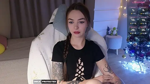Snapshot of kate_leoo chatting on December 2024 01:43:02 PM kate leoo online show from December 2024 01:43:02 PM