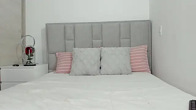 Shana Rymer online show from February 2025 12:16:01 AM