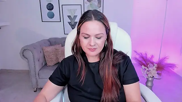 Aida adams online show from December 2024 10:10:02 PM