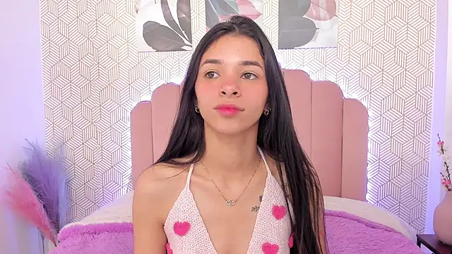 Snapshot of LisaBrunett chatting on February 2025 07:31:02 PM LisaBrunett online show from February 2025 07:31:02 PM