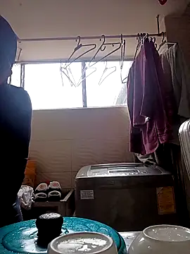 Laura martin  online show from March 2026 12:52:01 PM