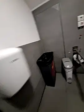 Snapshot of SexyErola27 chatting on December 2024 02:19:02 PM SexyErola27 online show from December 2024 02:19:02 PM