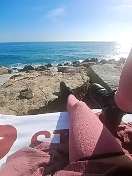 Snapshot of SexyErola27 chatting on January 2025 12:15:02 PM SexyErola27 online show from January 2025 12:15:02 PM