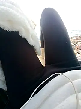 Snapshot of SexyErola27 chatting on February 2025 11:55:01 AM SexyErola27 online show from February 2025 11:55:01 AM